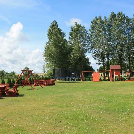 Pensjonat Nad Stawem Sarbinowo Exteriér fotografie