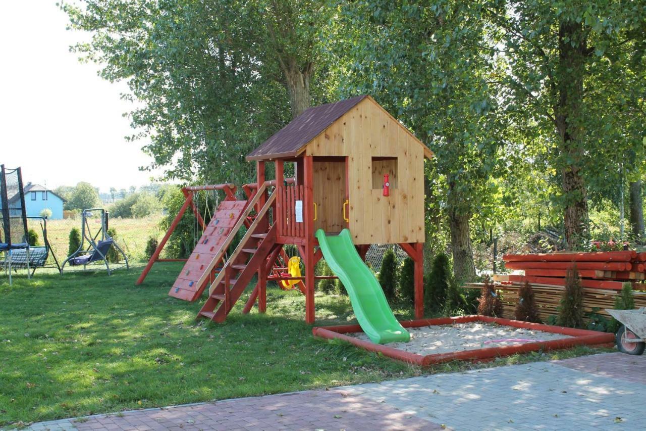 Pensjonat Nad Stawem Sarbinowo Exteriér fotografie